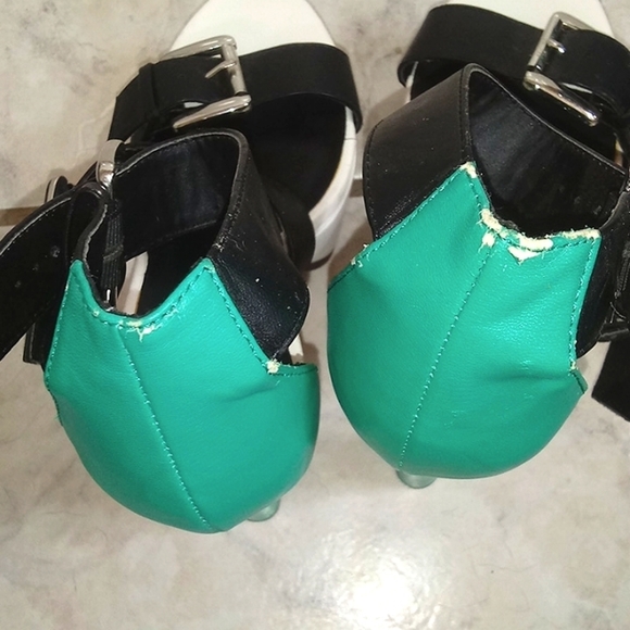 Michael Antonio Color Block Platform Sandals - Picture 4 of 7